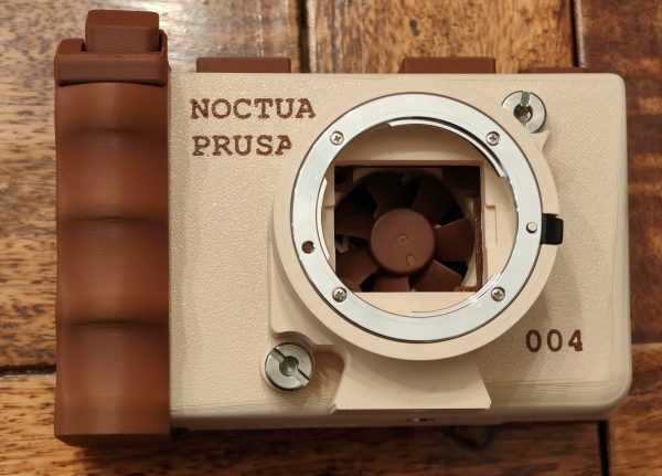 Вентилятор Noctua 40mm охолоджує камеру CAIM1