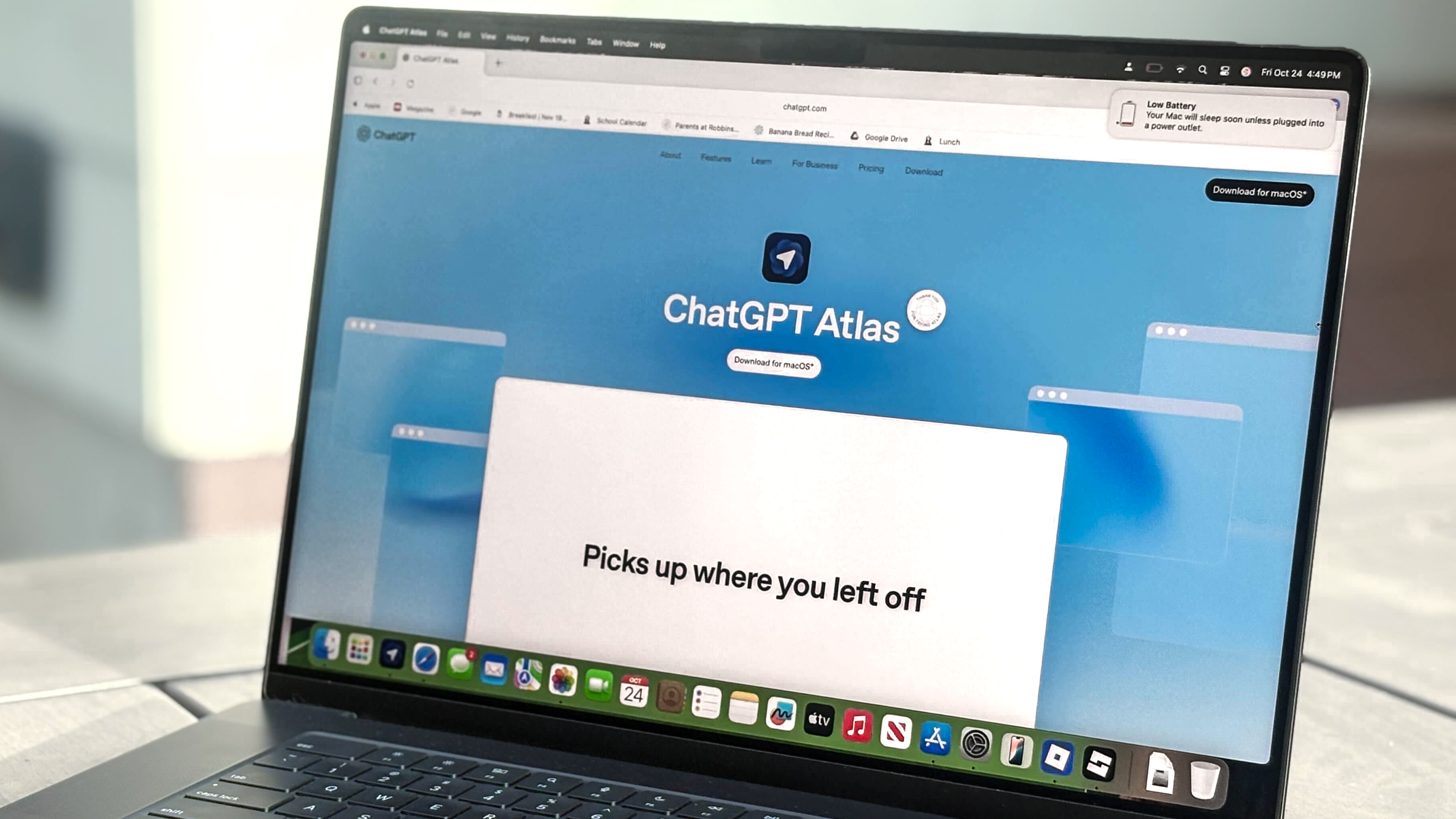 OpenAI платила підрядникам за прослуховування розмов користувачів ChatGPT 4