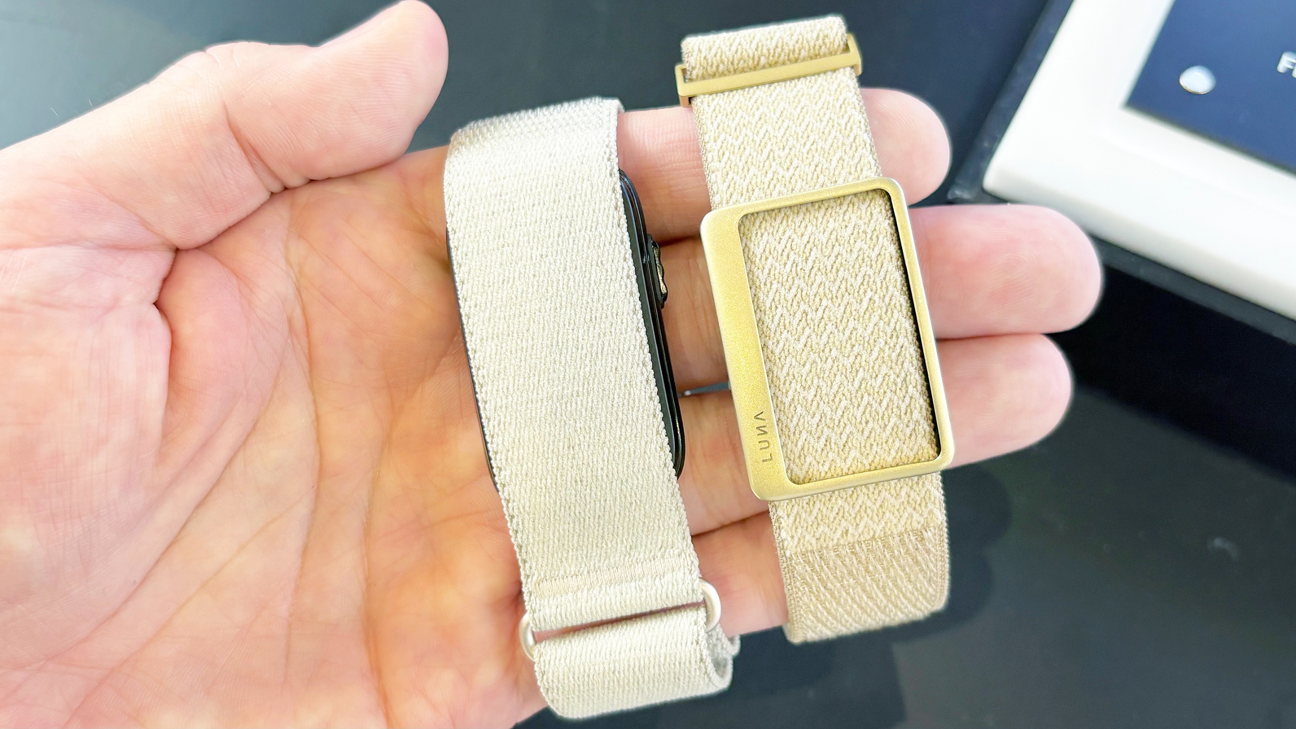Luna Band проти Garmin Cirqa: три ключові відмінності без підписки 2 Luna Band проти Garmin Cirqa: три ключові відмінності без підписки 2