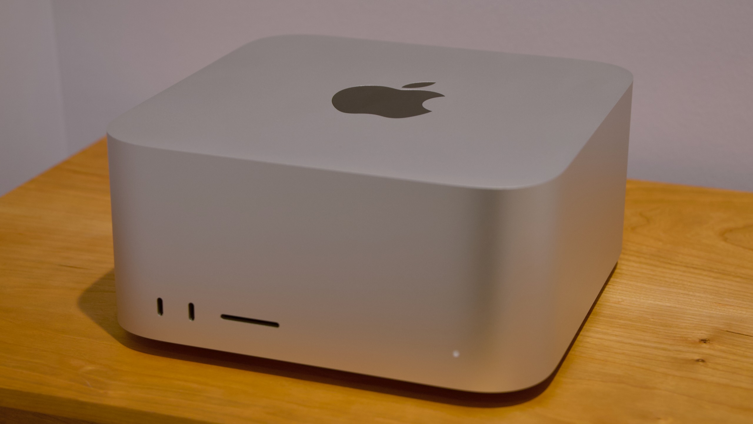 Apple Mac Studio з M5 Ultra: як дорогий комп'ютер перетворив розробника на "vibe coder" 23 Apple Mac Studio з M5 Ultra: як дорогий комп'ютер перетворив розробника на "vibe coder" 23