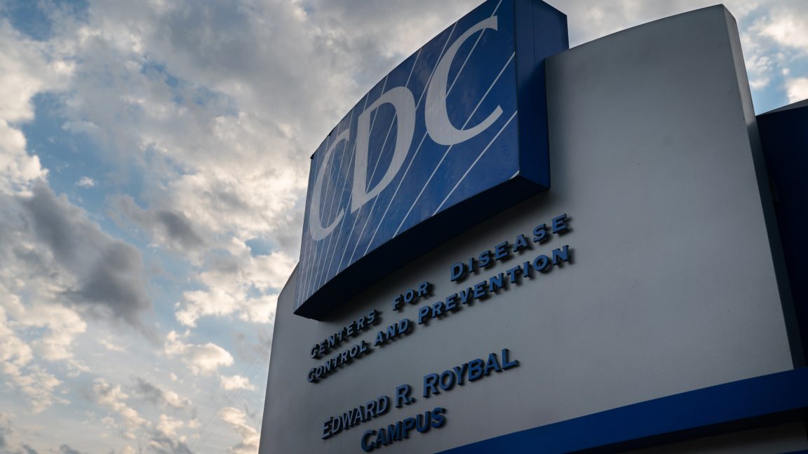 CDC не врахував смерті немовляти та дитини від кору 2