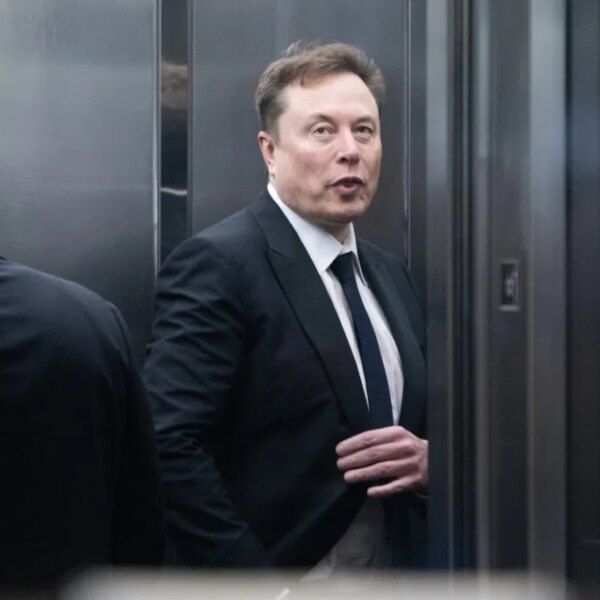 Elon Musk пропонує Hyperloop між Остіном і Сан-Антоніо