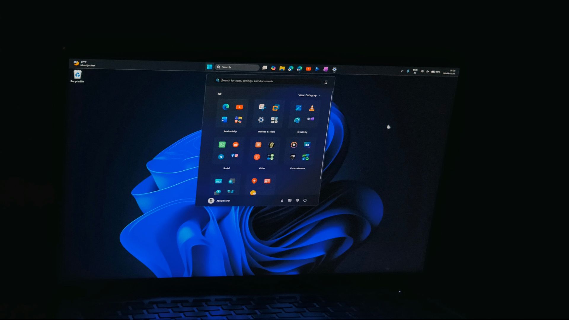 Розблокуйте Windows 11 з можливістю переміщення панелі завдань, зміни розміру меню 