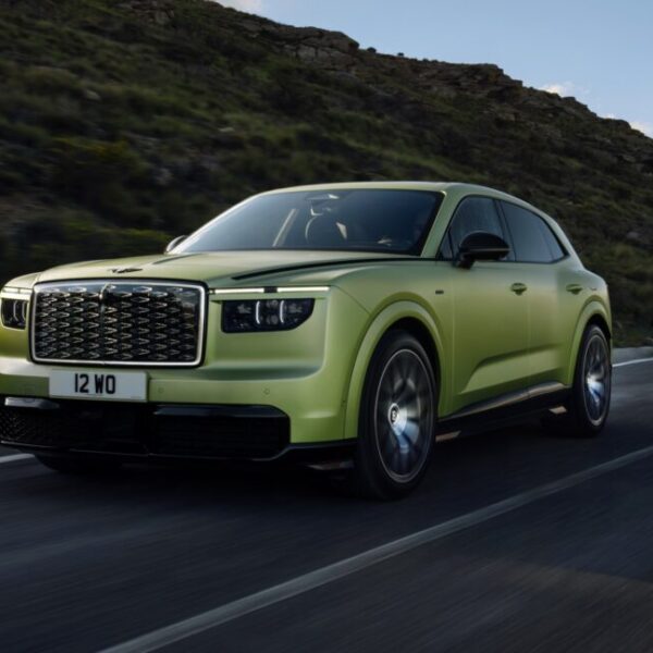 Bentley презентував Torcal — свій перший повністю електричний автомобіль
