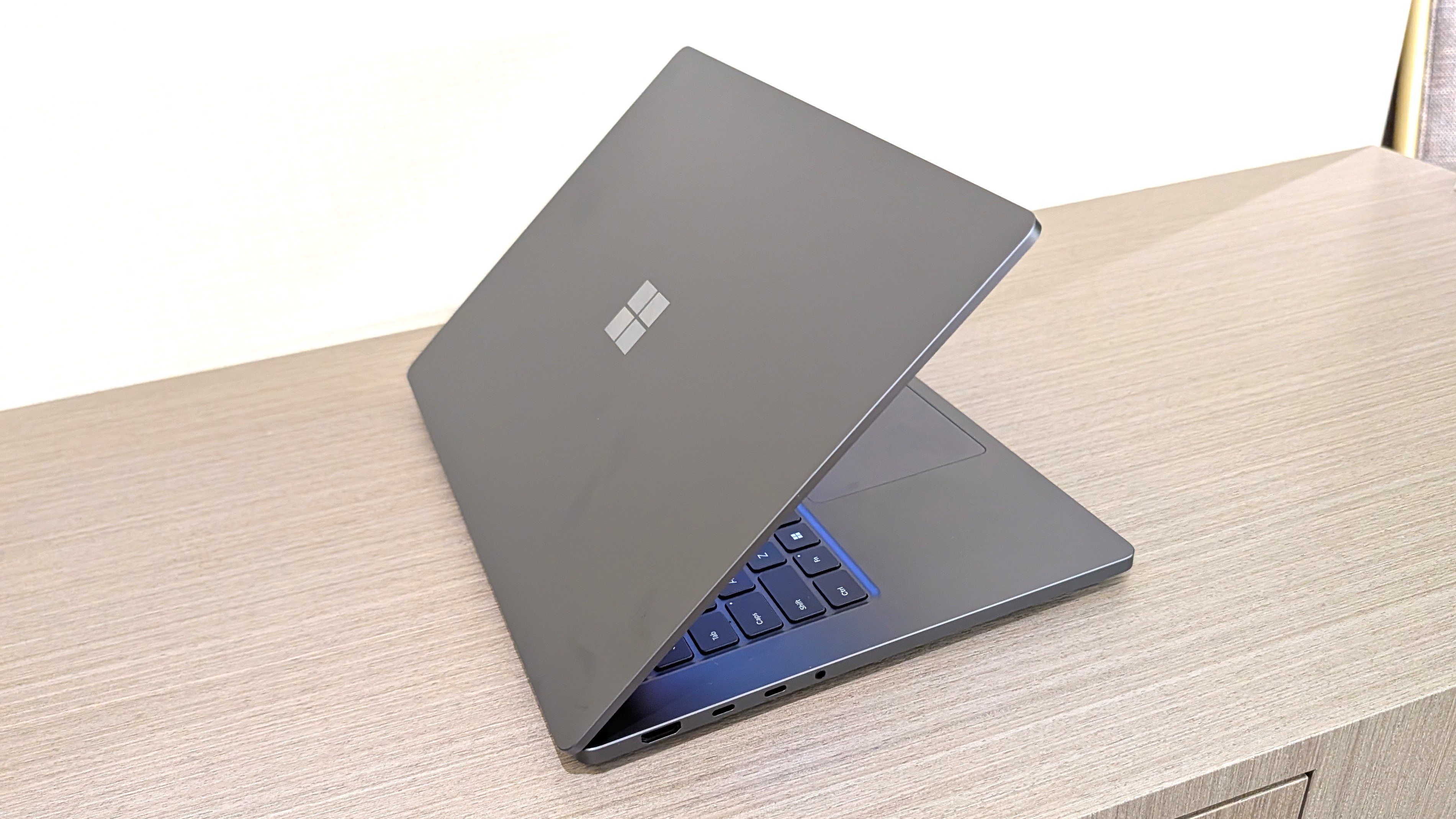 Microsoft має два тижні, щоб підготувати презентацію Surface, яка не стане ганьбою 11