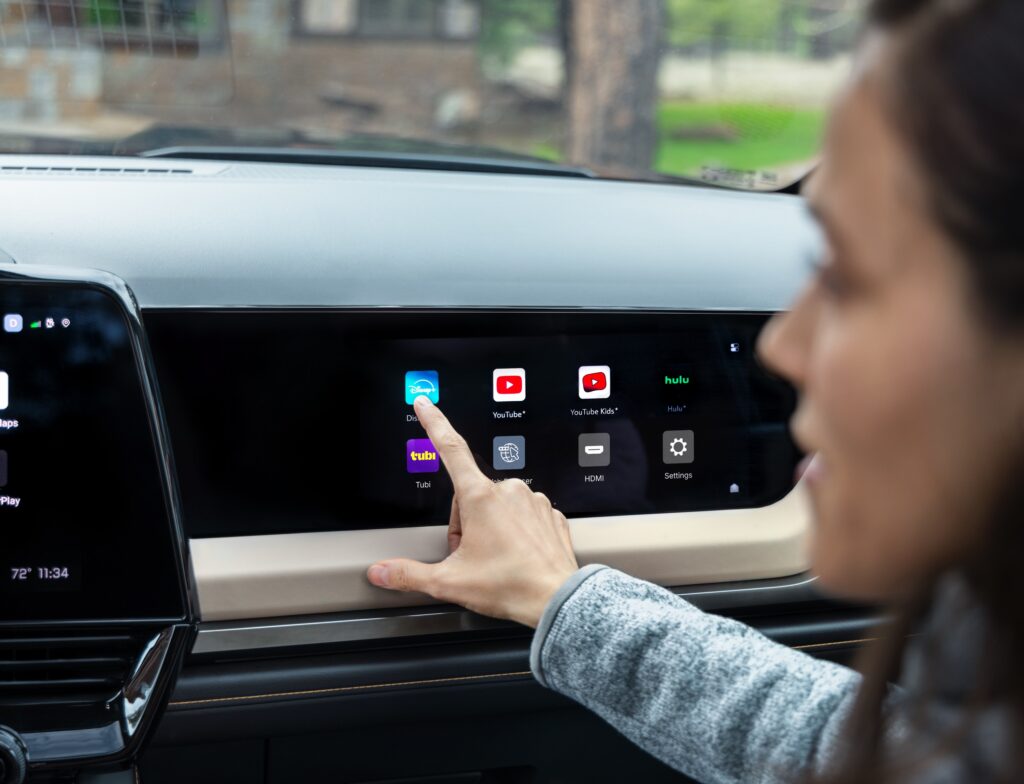 GM оновила інтерфейс своїх головних вантажівок, додавши підтримку CarPlay 6