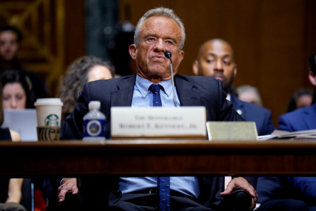 RFK Jr. наказав видалити дані про смерті від кору, CDC їх приховано рахує 1