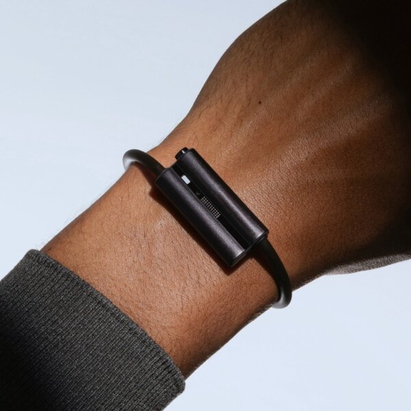 Засновники Fitbit запустили Luffu Link, LTE-браслет для здоров’я та безпеки