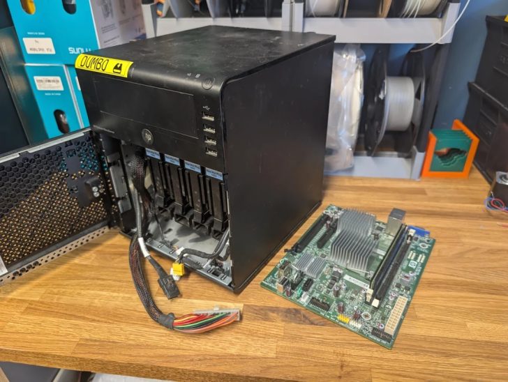 Створено материнську плату для HP-сервера з архаїчним AMD CPU, посилену Raspberry Pi CM5 та M.2 NVMe SSD 1