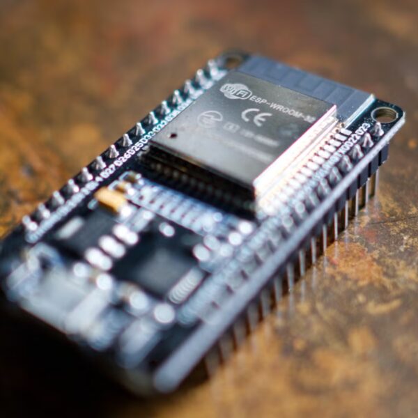 4 вражаючих проєкти з ESP32 та сенсорами присутності, які можна зібрати за вихідні