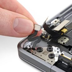 Apple назвала складений iPhone: ціна 2 ТБ версії змусить задуматися про MacBook Pro 3