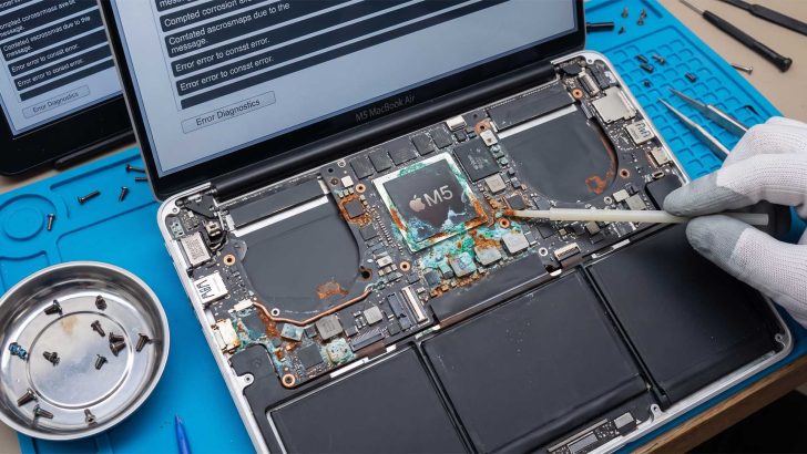 Власника MacBook Air звинувачують в пошкодженні рідиною, він заперечує свою провину 1 Власника MacBook Air звинувачують в пошкодженні рідиною, він заперечує свою провину 1