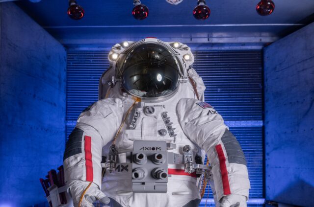 NASA змінює дизайн скафандрів через загрозу зриву термінів Artemis IV 1