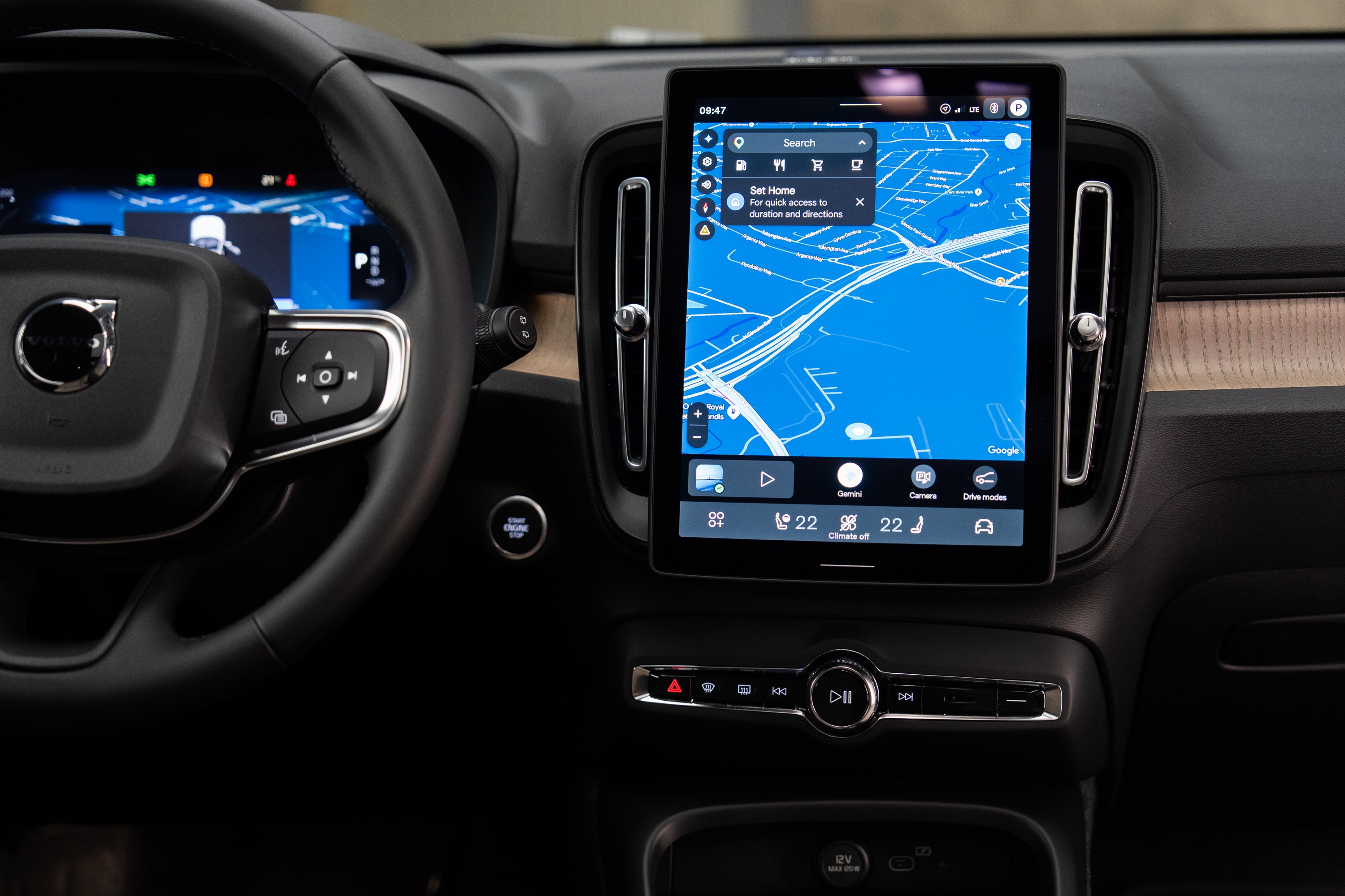 Volvo XC40 2028: Новий дизайн та оновлене освітлення 7