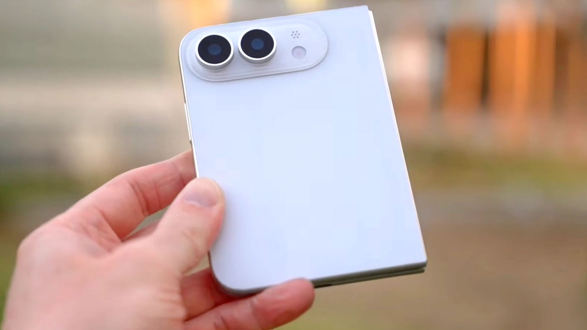 iPhone Ultra: ціна, дата виходу та чутки від Gurman 7