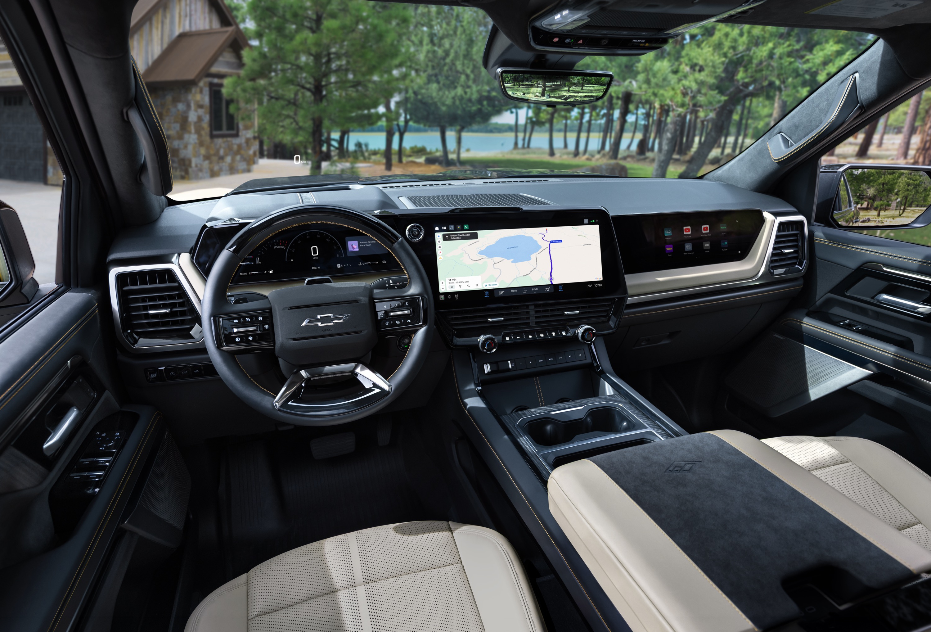 GM оновила інтерфейс своїх головних вантажівок, додавши підтримку CarPlay 2