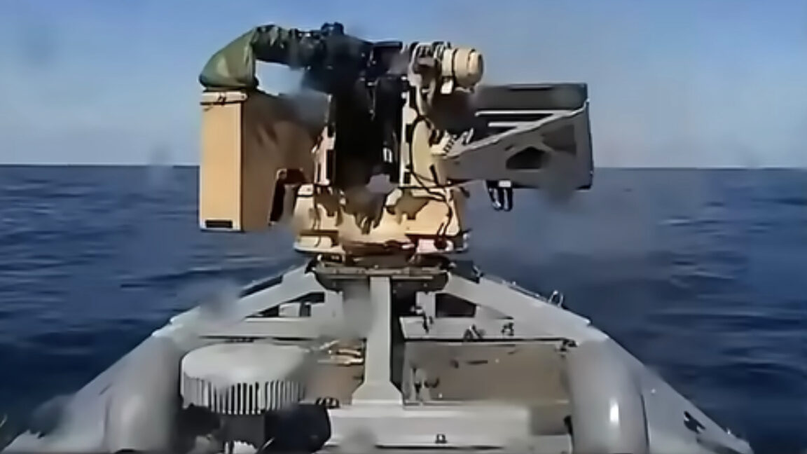 Український морський дрон потопив російський корабель-камікадзе 3