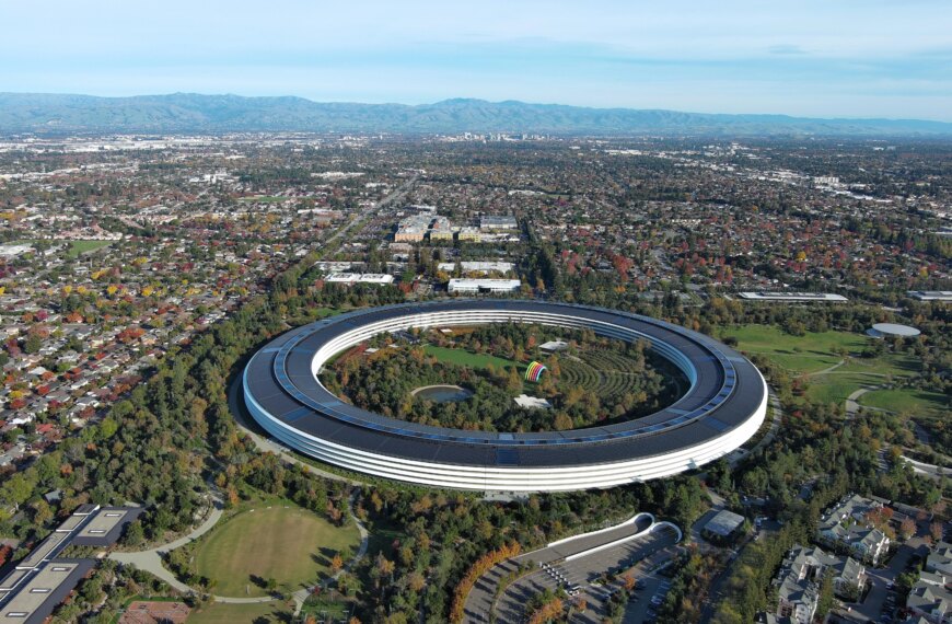 Apple надала докази проти ексспівробітника, якого звинувачують у крадіжці даних для OpenAI