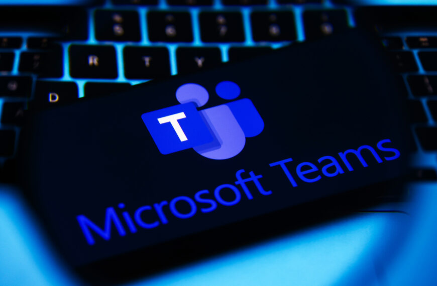Головна 4 Microsoft прагне всюдисущого ШІ, але без таємничих ботів на зустрічах Teams