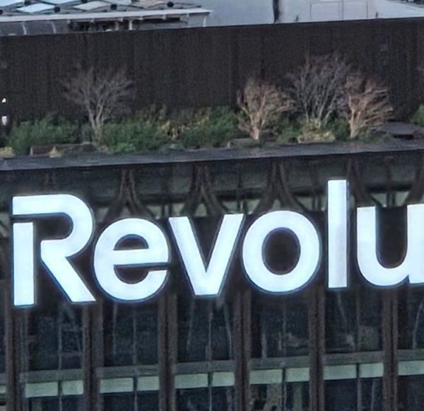 Revolut випадково надав шахраям дані клієнтів