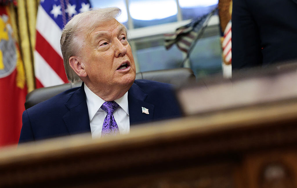 Трампа можуть змусити розкрити секретні правила федералів щодо тестування безпеки ШІ 2