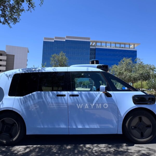 Waymo розширює роботу роботаксі у Денвері, Сан-Дієго та Тампі