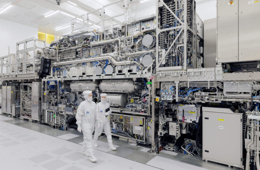 Найкращі виробники чипів інвестують $400 млн у машини ASML та узгоджують ключову&hellip;