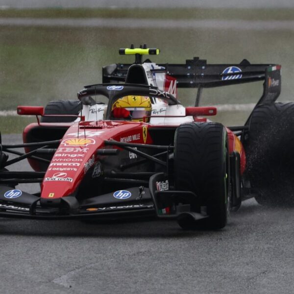 F1 у Бахрейні, але з програмним збоєм: гонку довелося перезапускати