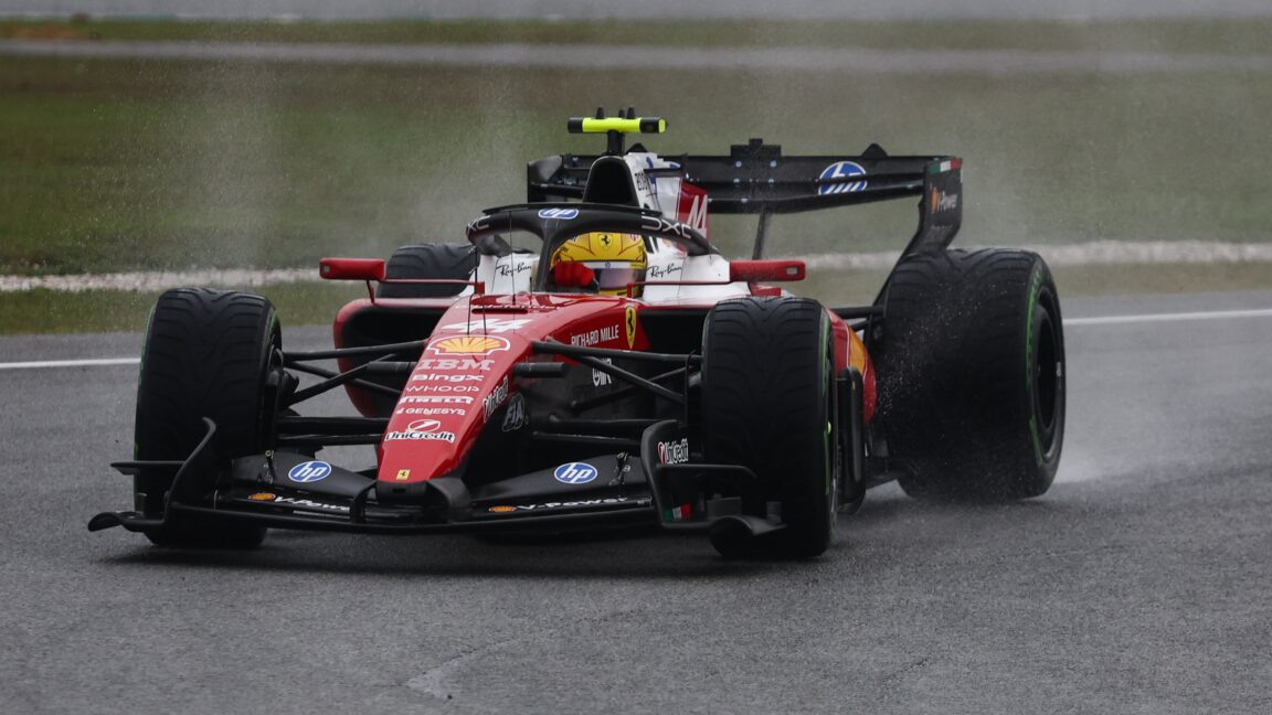 F1 у Бахрейні, але з програмним збоєм: гонку довелося перезапускати 1