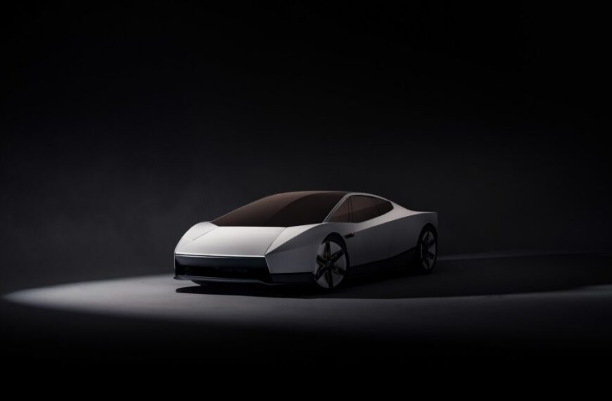 Tesla повертає в Roadster технологію 50-річної давнини