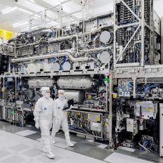 Samsung скорочує виробництво смартфонів на 30% через зростання витрат на пам'ять 5 Samsung скорочує виробництво смартфонів на 30% через зростання витрат на пам'ять 5
