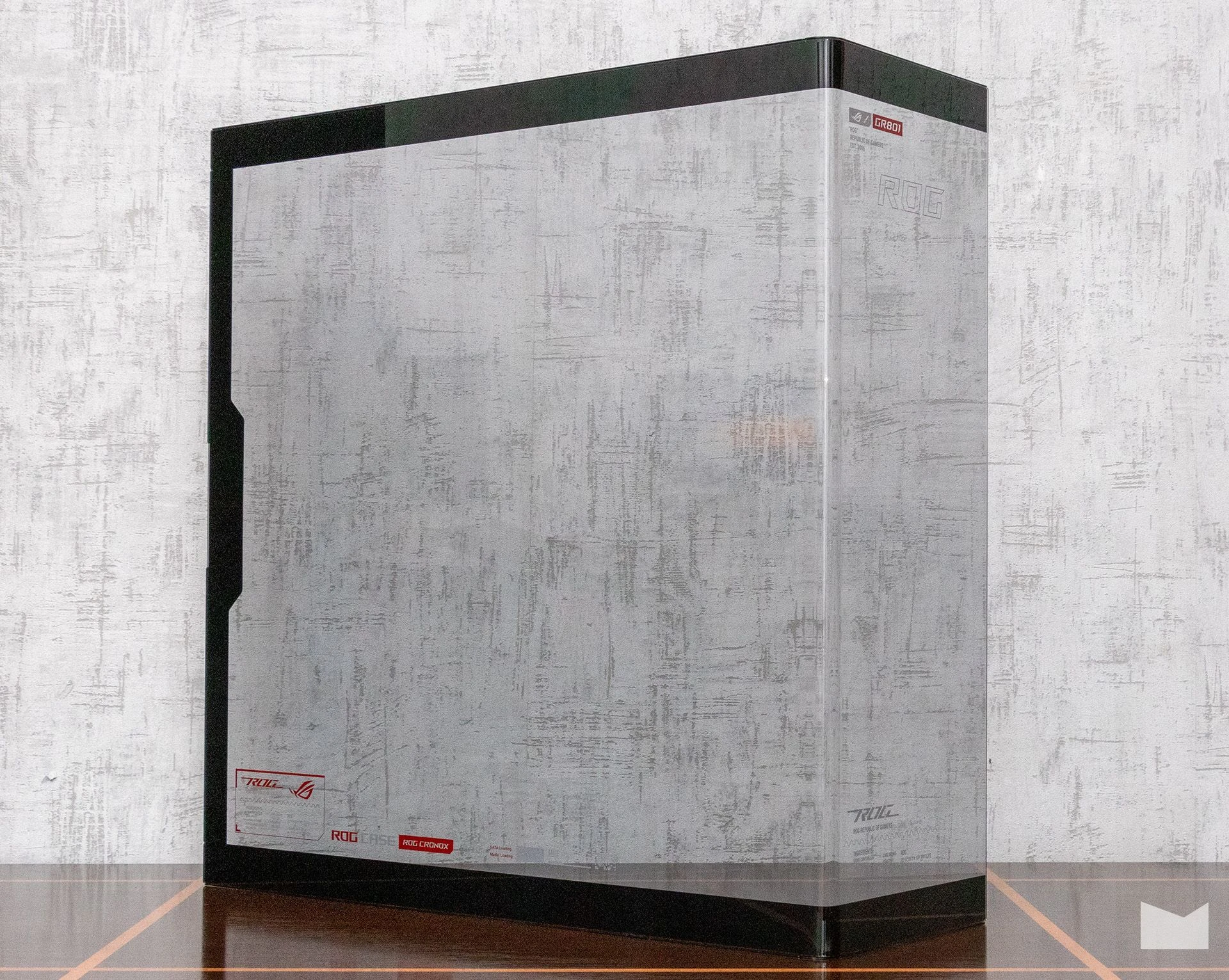 ПК з RTX 5080 та Ryzen 7 9800X3D в корпусі ASUS ROG Cronox ARGB 24