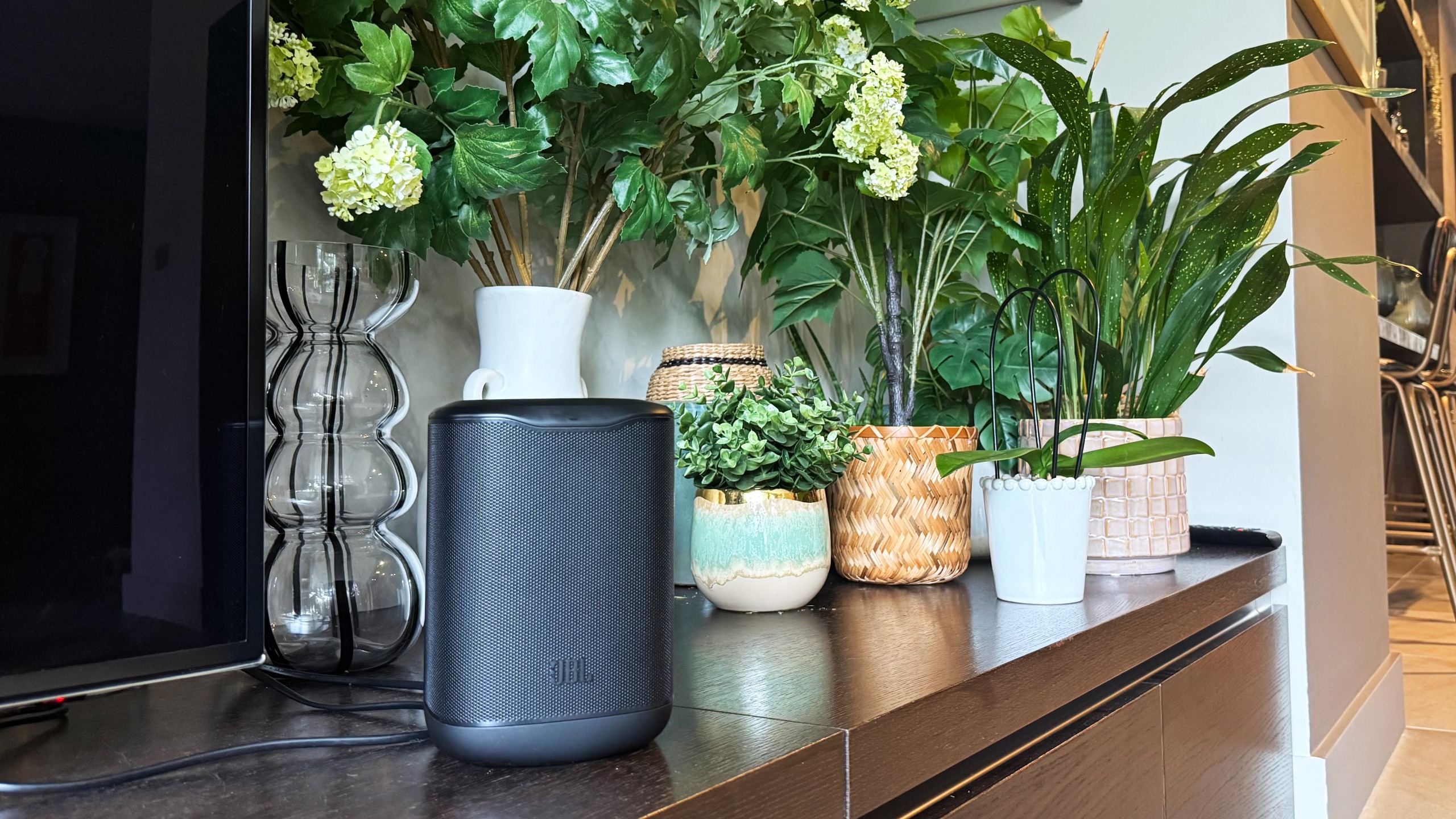 JBL презентує нову Wi-Fi аудіосистему, яка може витіснити Sonos з ринку 5