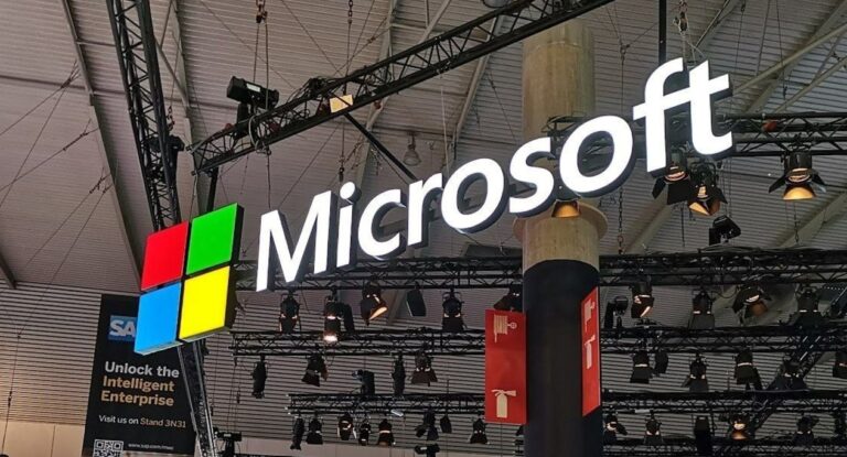 Microsoft відмовляється від проєкту дата-центру ШІ у Великій Британії, який досі чекає на живлення 32 Microsoft відмовляється від проєкту дата-центру ШІ у Великій Британії, який досі чекає на живлення 32