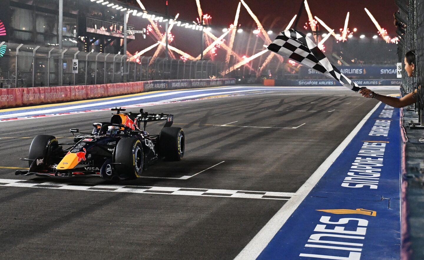Ferrari вибиває McLaren з позиції найшвидшого боліда у Сингапурі 6