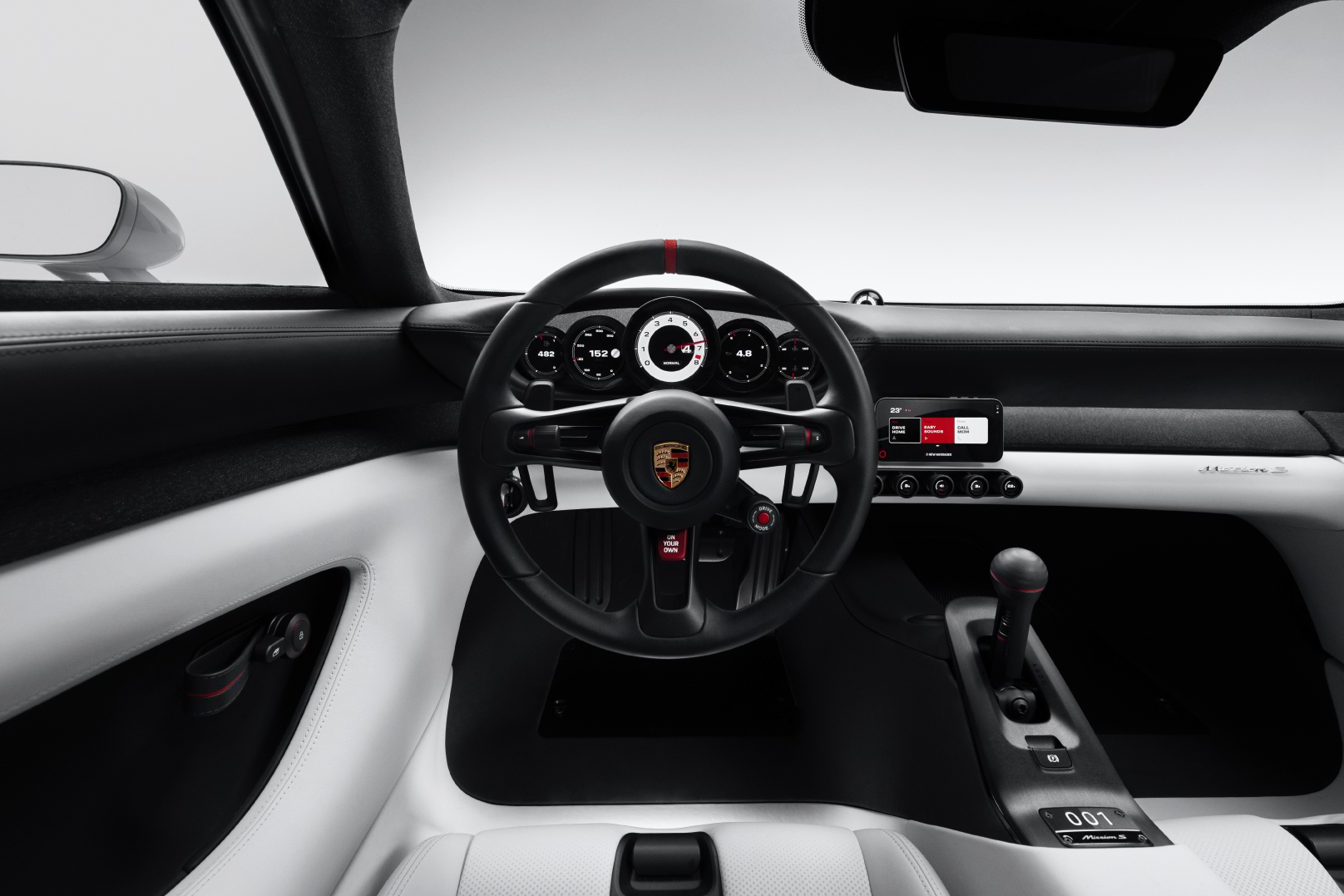 Porsche представила новий суперкар з двигуном посередині 4