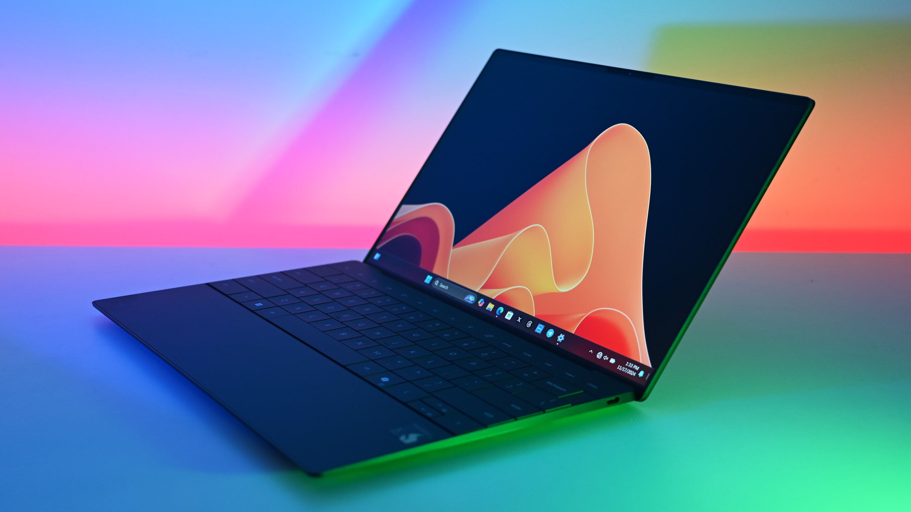 Surface Laptop Ultra: чи Windows 11 допомагає чи заважає продажам? 8