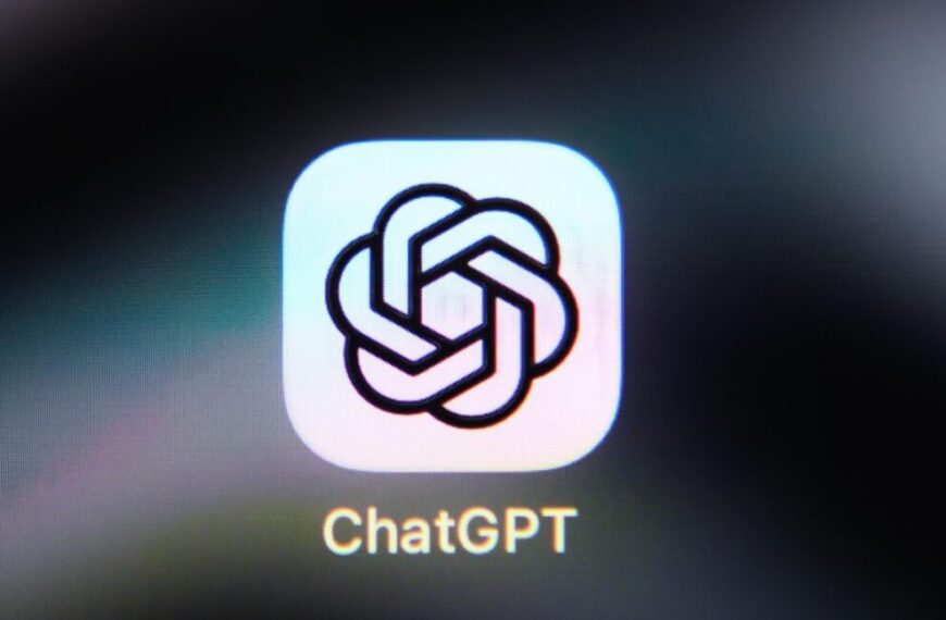 OpenAI початиме позначати вивід ChatGPT у Євросоюзі
