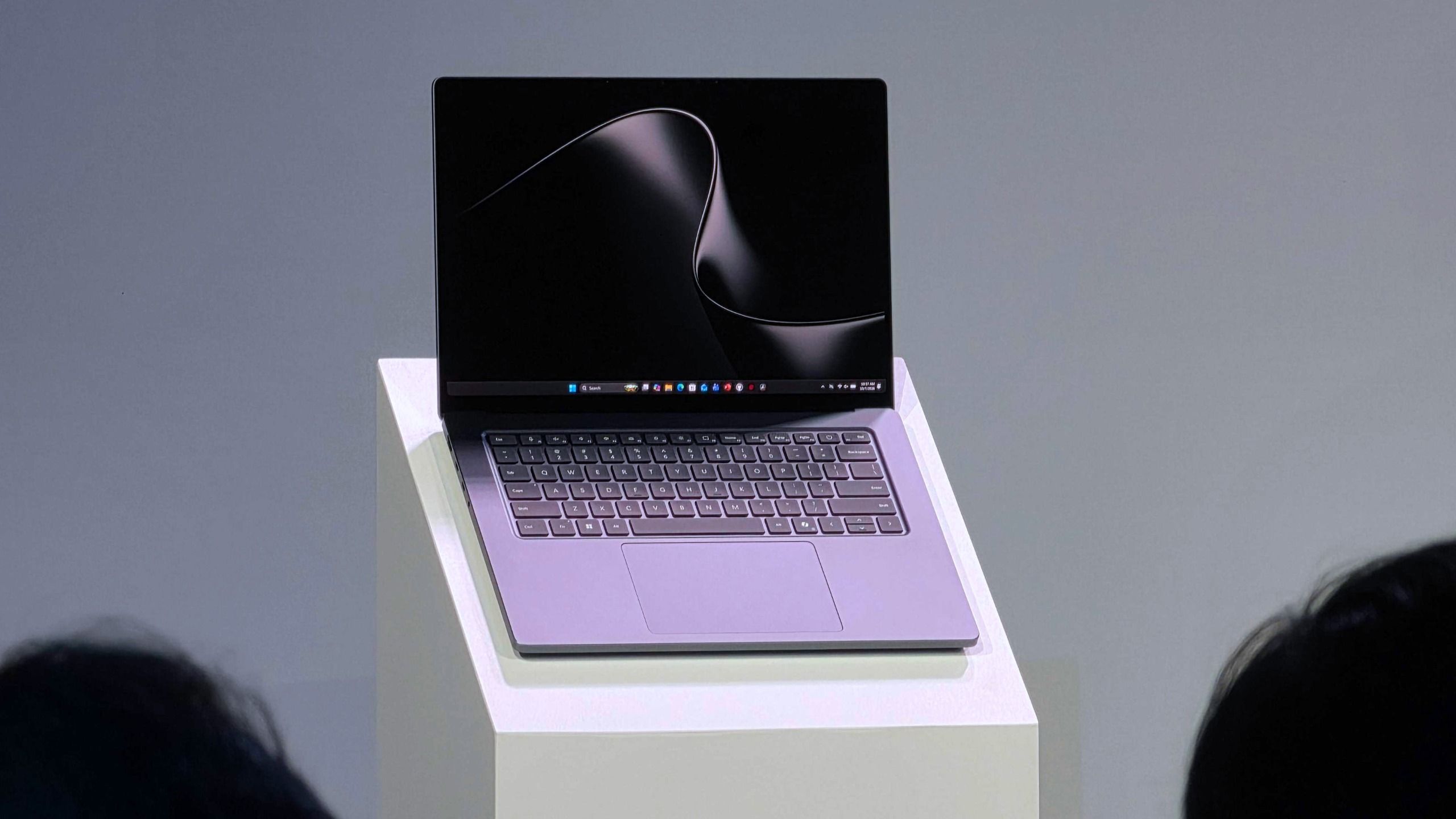 Microsoft наситила тиждень запуском ноутбуків Surface, оновленнями RTX та новинами про ШІ 6